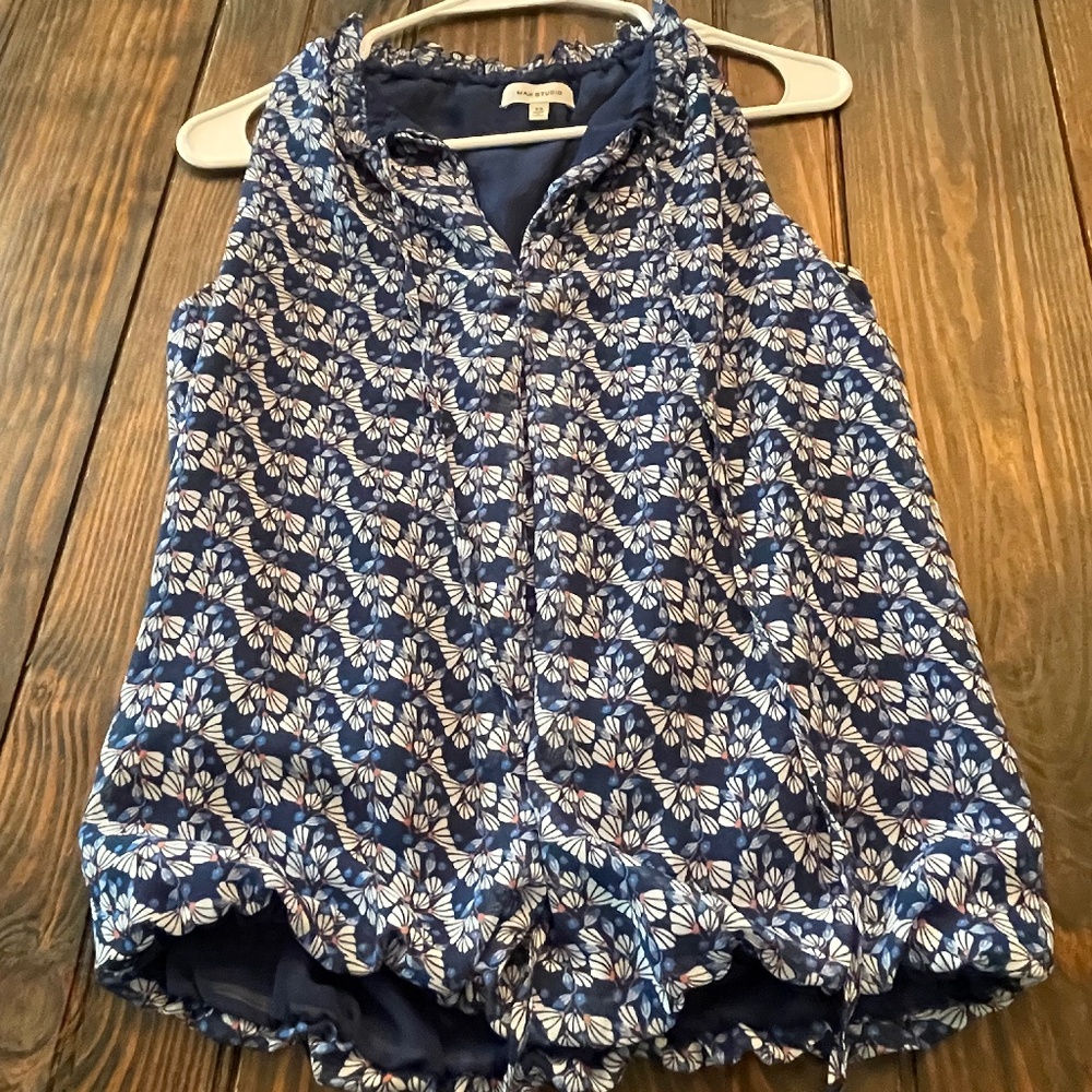 Max Studio Woman Blue Floral Print Sleeveless Top Blouse